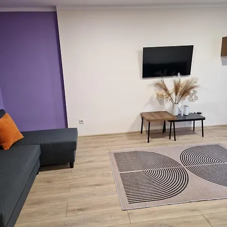 Cesu Majas Akmens Iela *